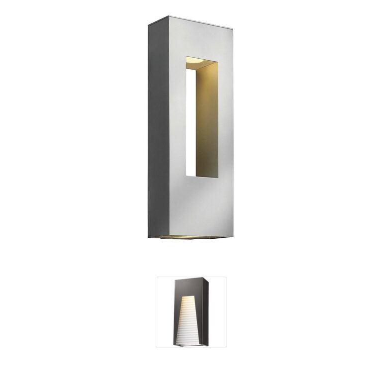Hinkley Atlantis LED Outdoor Wall Lantern in Titanium